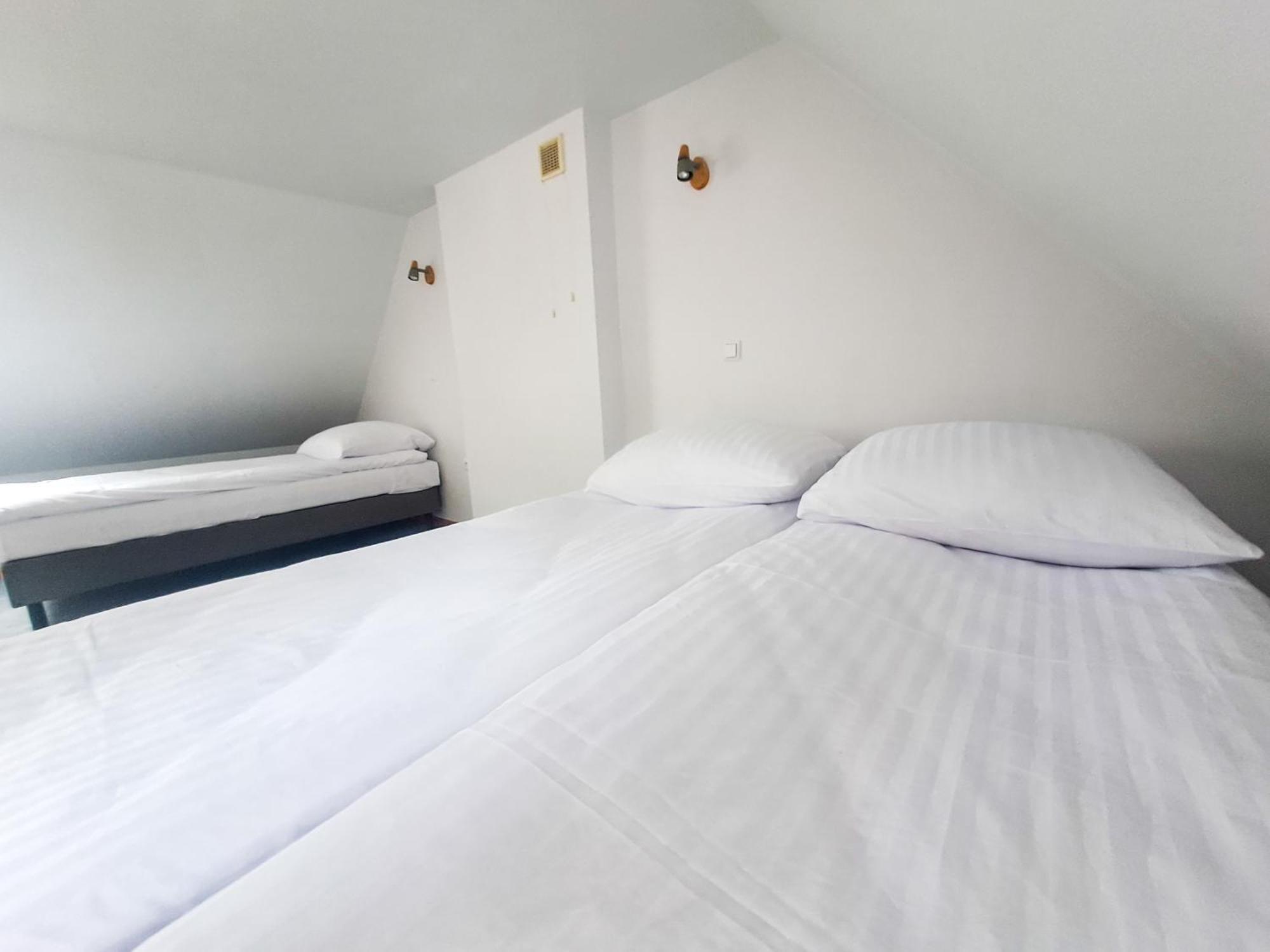 Marina Gorklo - Zurawi Kat Hotell Exteriör bild